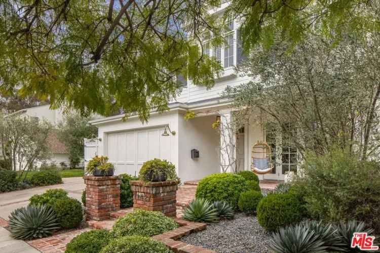 Single-family house For Sale in 11427, Berwick Street, Los Angeles, California