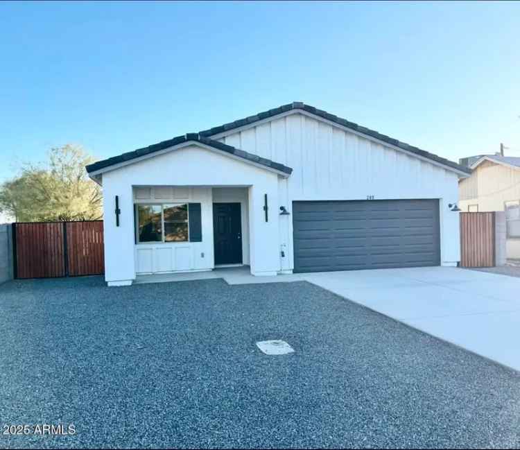 Single-family house For Sale in 205, East Jackson Avenue, Buckeye, Arizona