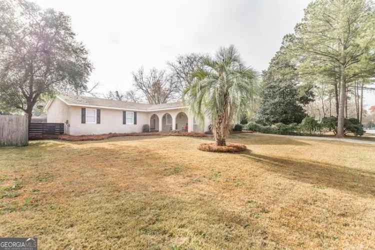 Single-family house For Sale in 202, Wake Forest Drive, Warner Robins, Georgia