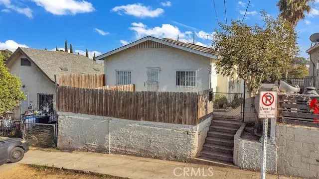 Single-family house For Sale in 440, Concord Street, El Segundo, California