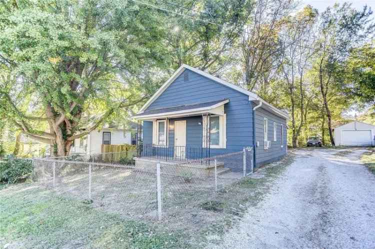 Single-family house For Sale in 3531, Thomas Avenue, Alton, Illinois