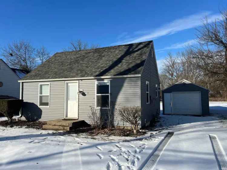 Single-family house For Sale in 1205, East Plymouth Avenue, Goshen, Indiana