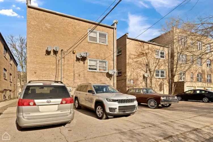 Multi-family house For Sale in 1620, Monroe Street, Evanston, Illinois