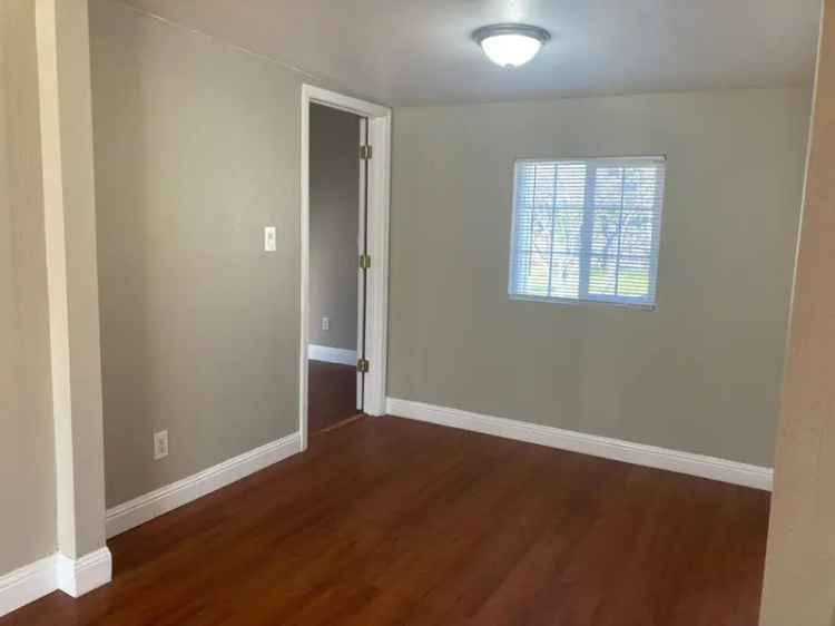 Single-family house For Sale in 2335, Hooke Way, Sacramento, California