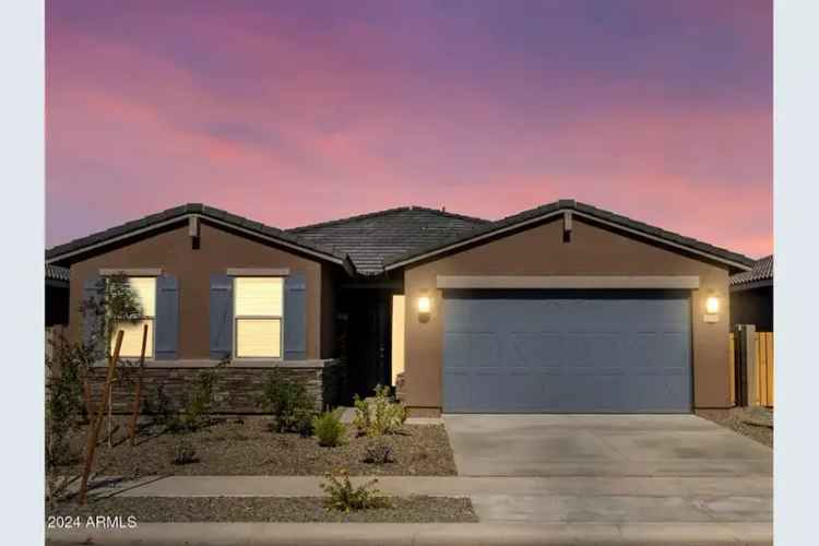 Single-family house For Sale in Surprise, Arizona