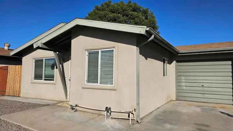 Single-family house For Sale in 128, North Rose Street, Escondido, California