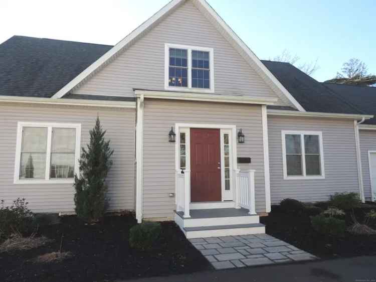 Single-family house For Sale in 10, Cedar Street, Branford, Connecticut