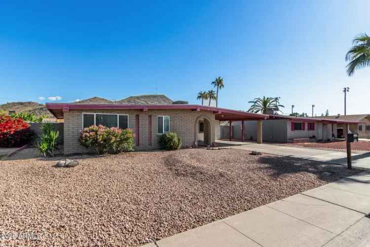 Single-family house For Sale in 12613, North 21st Drive, Phoenix, Arizona