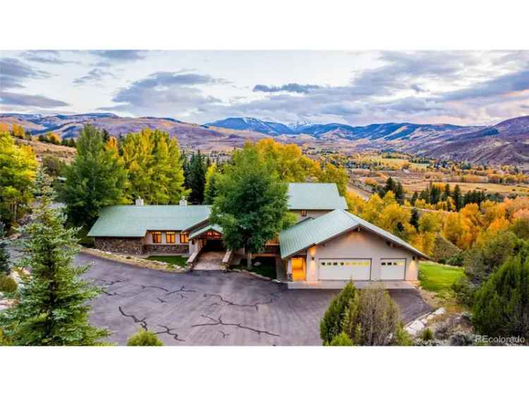 Single-family house For Sale in Edwards, Colorado