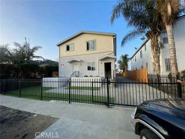 Single-family house For Sale in 525, West 85th Street, Los Angeles, California