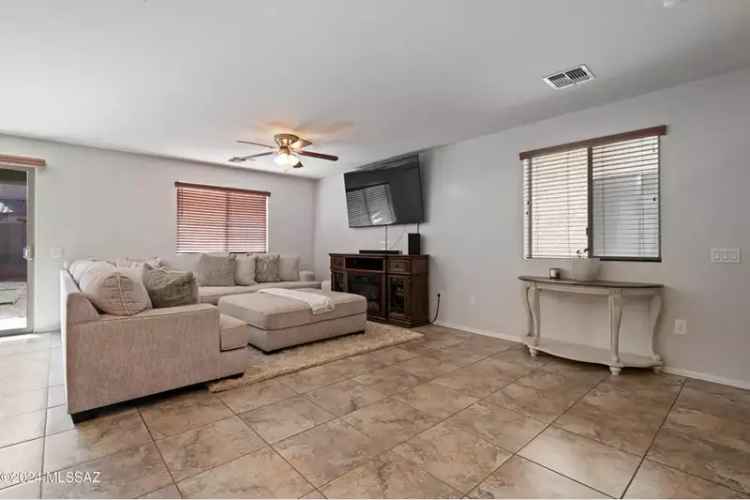 Single-family house For Sale in Sahuarita, Arizona