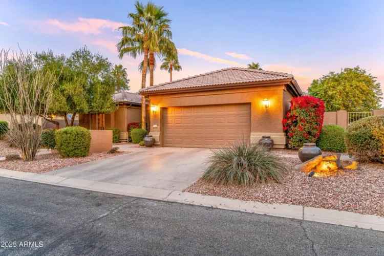 Single-family house For Sale in 3799, North 154th Drive, Goodyear, Arizona