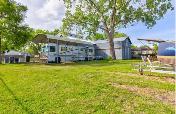 Single-family house For Sale in 1901, Avenue D, Fort Worth, Texas