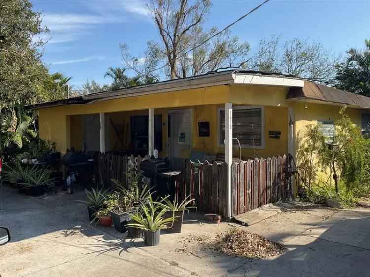 Multi-family house For Sale in 1415, 29th Avenue East, Bradenton, Florida