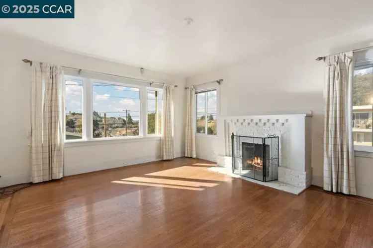 Single-family house For Sale in 506, Montclair Avenue, Oakland, California