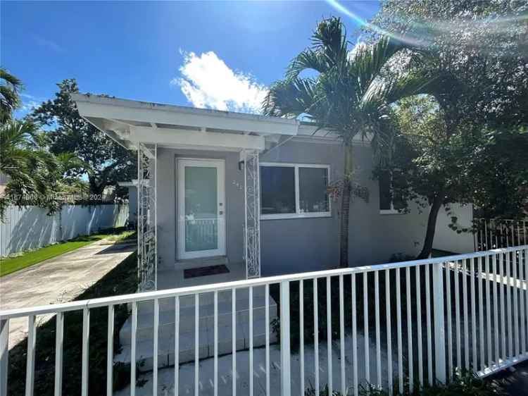 Multi-family house For Sale in 242, Northeast 55th Terrace, Miami, Florida