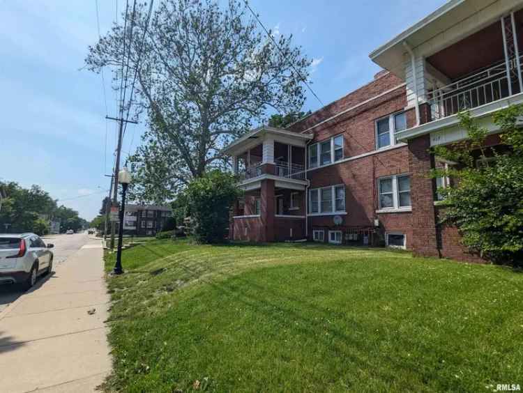 Multi-family house For Sale in 419, West Columbia Terrace, Peoria, Illinois