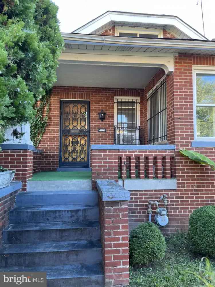 Single-family house For Sale in 4101, 21st Street Northeast, Washington, District of Columbia