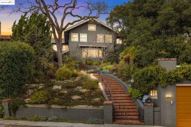 Single-family house For Sale in 203, Hillcrest Road, Berkeley, California