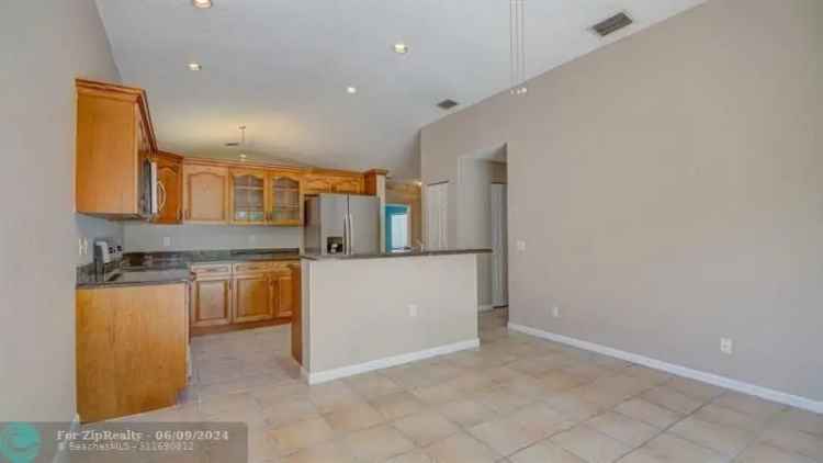 Single-family house For Sale in Boynton Beach, Florida