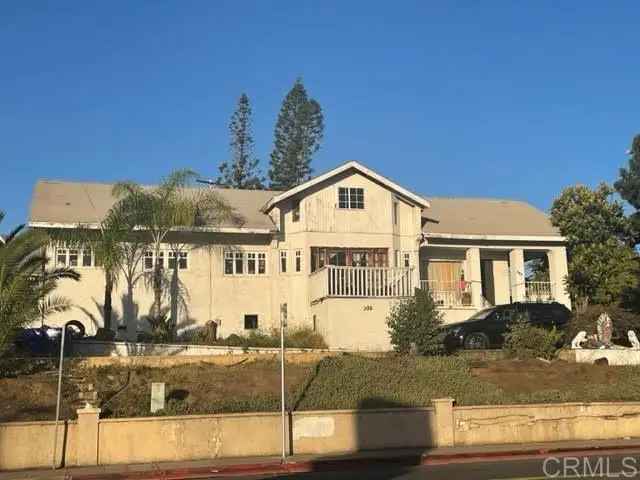 Single-family house For Sale in 305, West San Ysidro Boulevard, San Diego, California