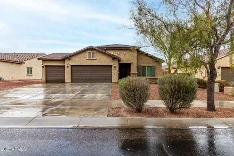 Single-family house For Sale in 17482, West Pinnacle Vista Drive, Surprise, Arizona