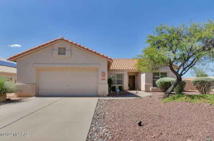 Single-family house For Sale in 12323, North Echo Valley Drive, Oro Valley, Arizona