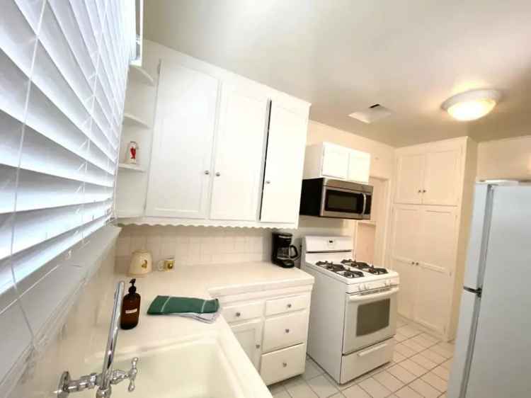 UCLA Apartment Rental Furnished Near Beverly Hills