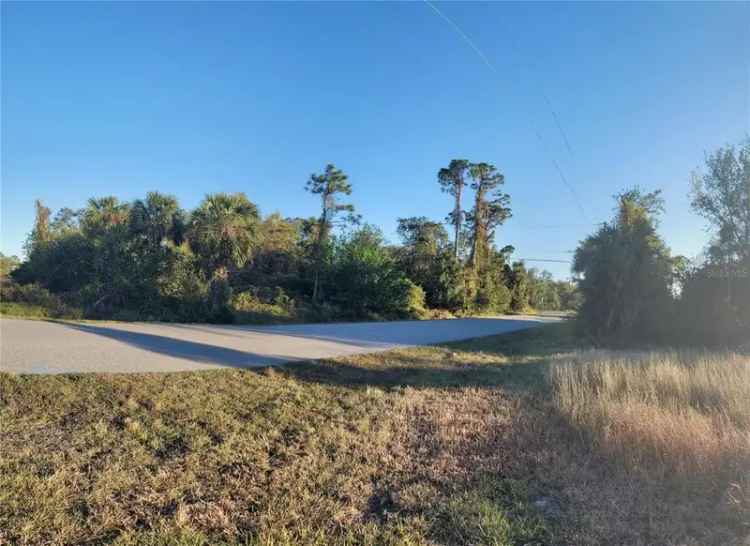 Land For Sale in 17295, Wintergarden Avenue, Port Charlotte, Florida