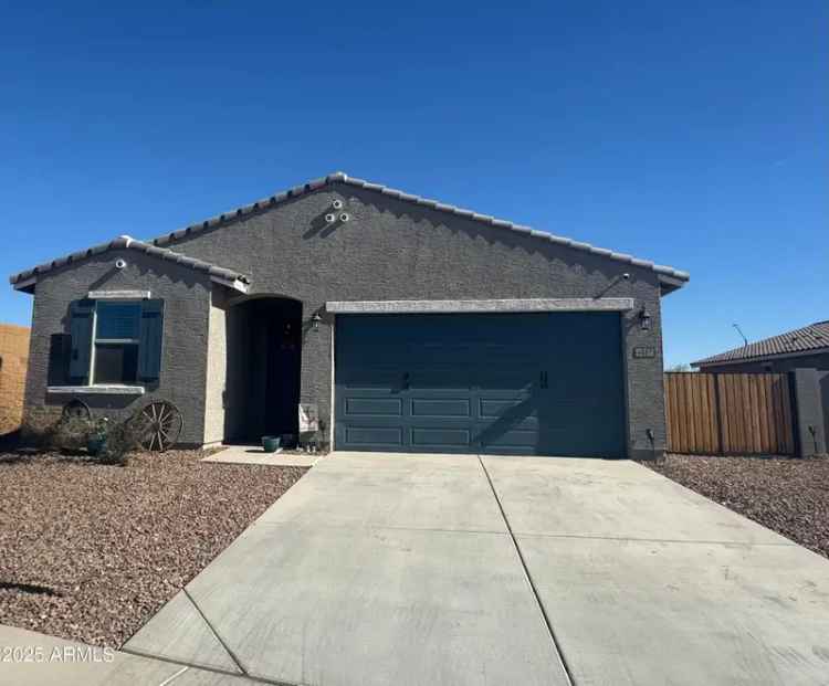 Single-family house For Sale in 4887, North 179th Drive, Goodyear, Arizona