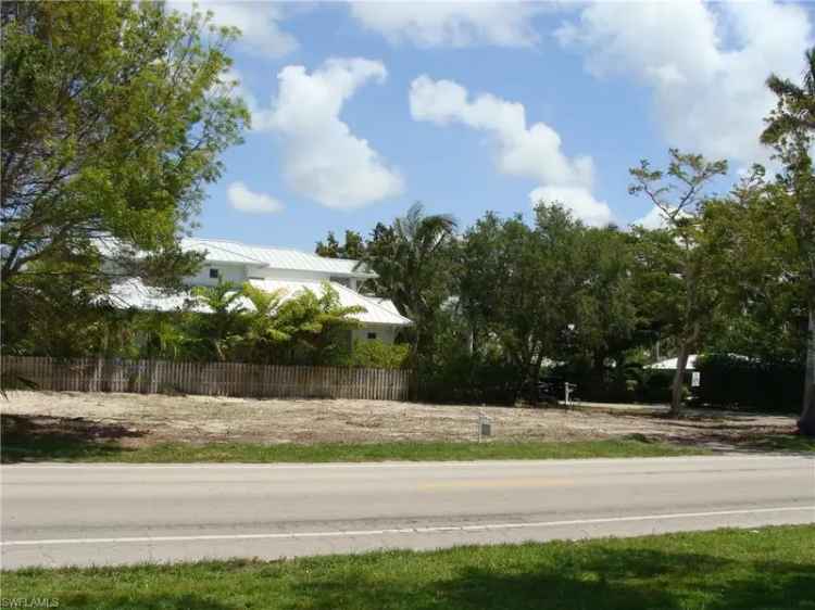 Land For Sale in Naples, Florida