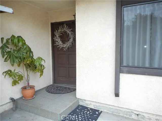 Multi-family house For Sale in Los Angeles, California