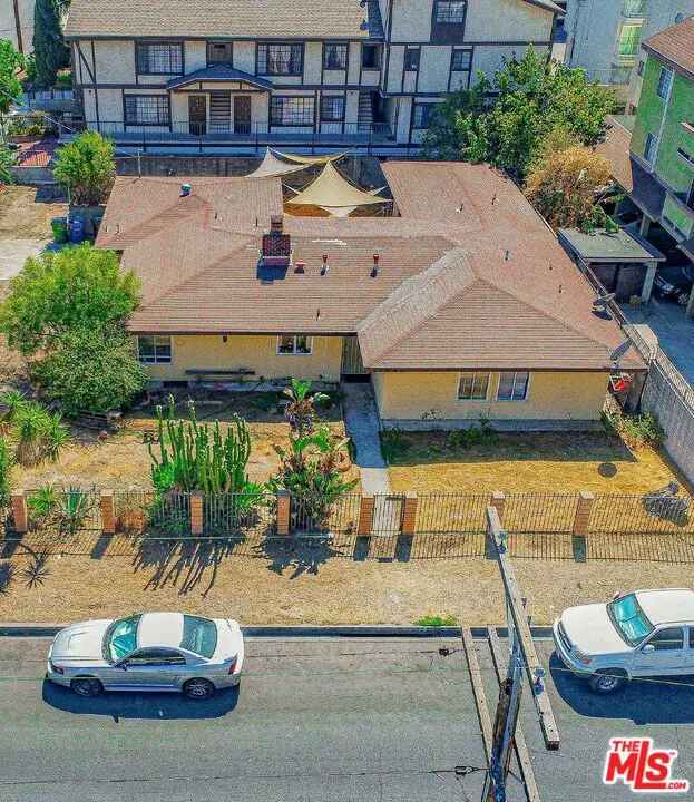 Land For Sale in 12040, Stagg Street, Los Angeles, California