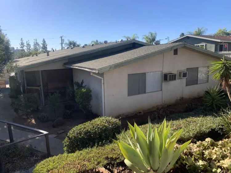 Multi-family house For Sale in 461, East 10th Avenue, Escondido, California