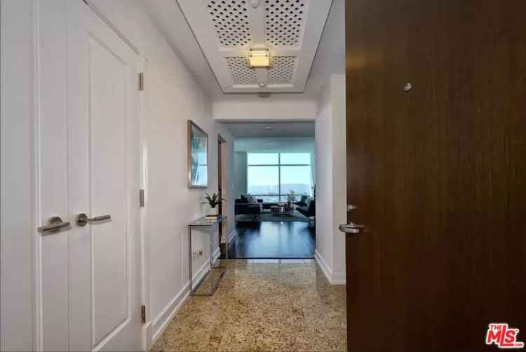 Condo For Sale in 900, West Olympic Boulevard, Los Angeles, California