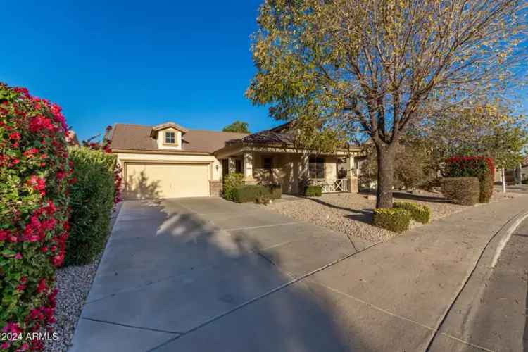 Single-family house For Sale in 20817, South 214th Place, Queen Creek, Arizona