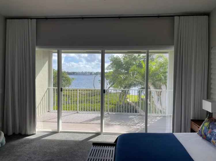 House For Sale in 86, North Lakeshore Drive, Hypoluxo, Florida