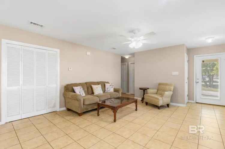 Multi-family house For Sale in Gulf Shores, Alabama