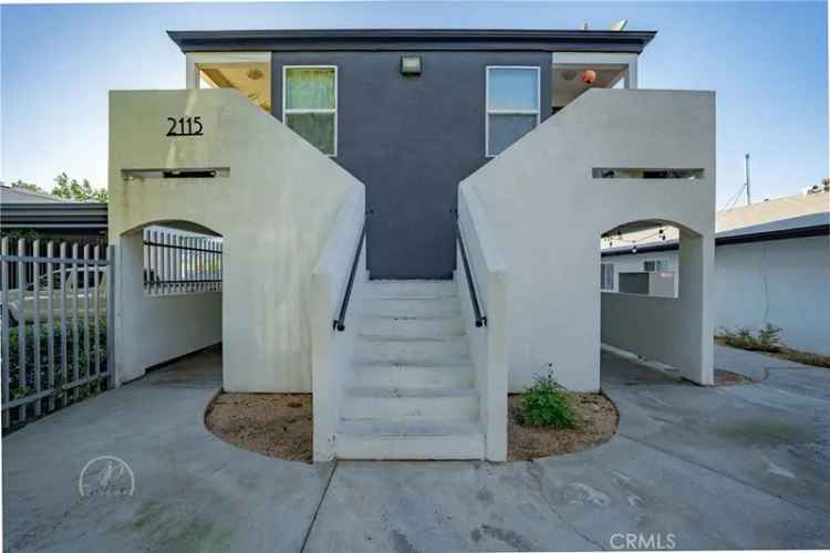 Multi-family house For Sale in Bakersfield, California