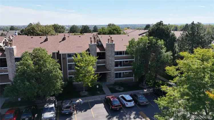 Condo For Sale in 1074, South Dearborn Street, Aurora, Colorado