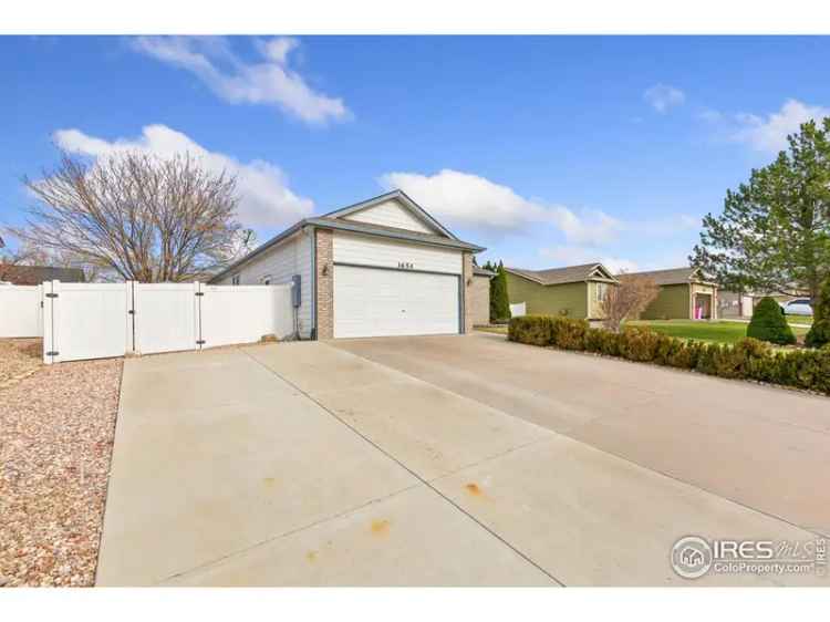 Single-family house For Sale in 3654, Mount Spalding Street, Wellington, Colorado