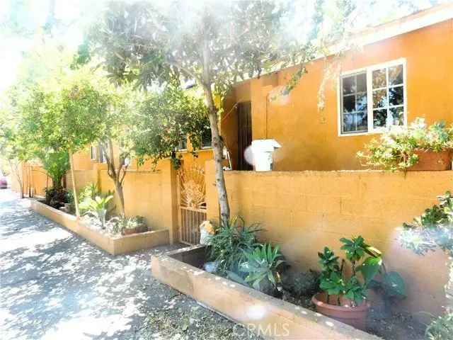 Multi-family house For Sale in Los Angeles, California