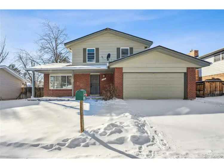 Single-family house For Sale in 6663, Zinnia Street, Arvada, Colorado