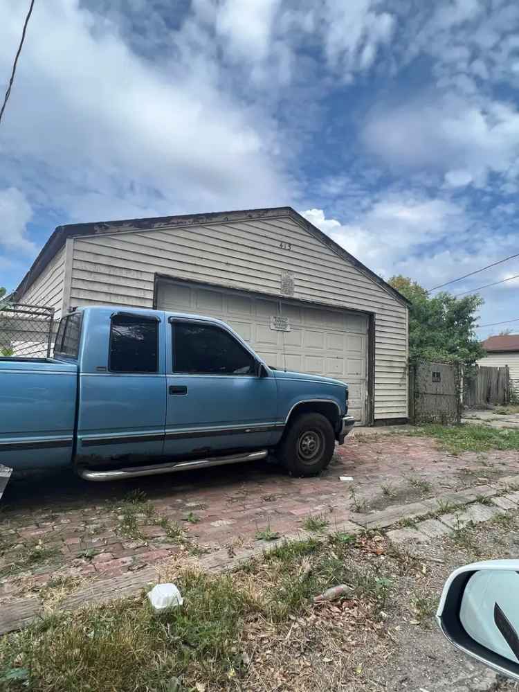 Single-family house For Sale in 415, North Temple Avenue, Indianapolis, Indiana