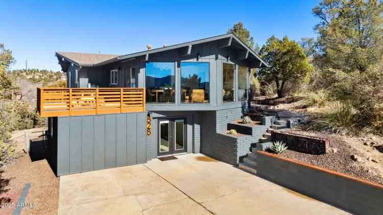 Single-family house For Sale in 828, Black Drive, Prescott, Arizona