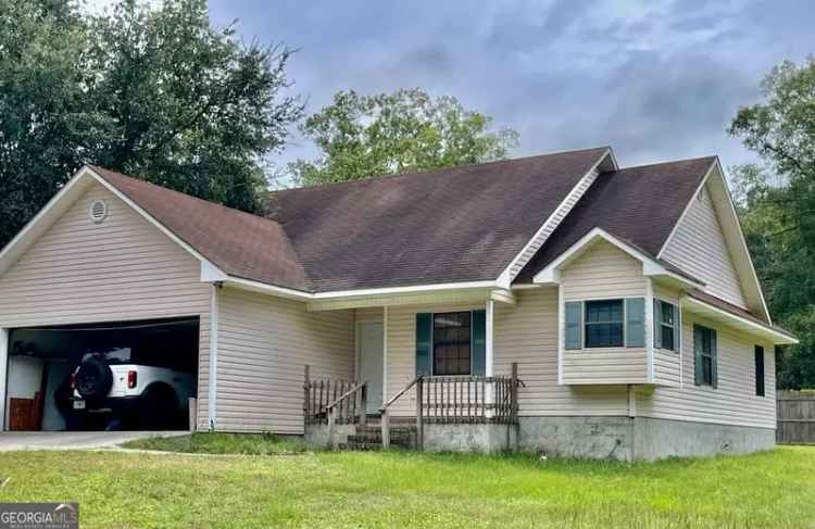 Single-family house For Sale in 204, Lewis Street, Statesboro, Georgia