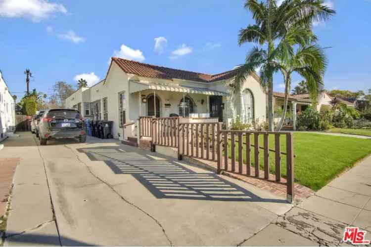 Multi-family house For Sale in 616, North Vista Street, Los Angeles, California