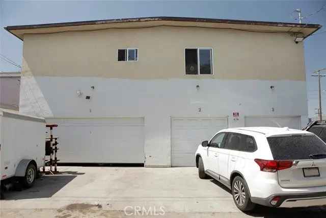 Multi-family house For Sale in Los Angeles, California