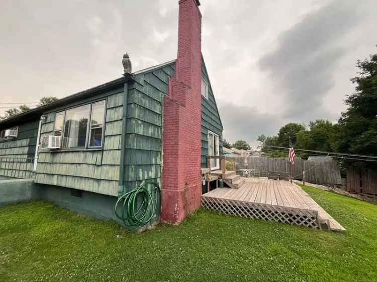 Single-family house For Sale in 136, Westfield Street, Middletown, Connecticut