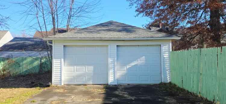 Single-family house For Sale in 12, Goshen Street, Hartford, Connecticut